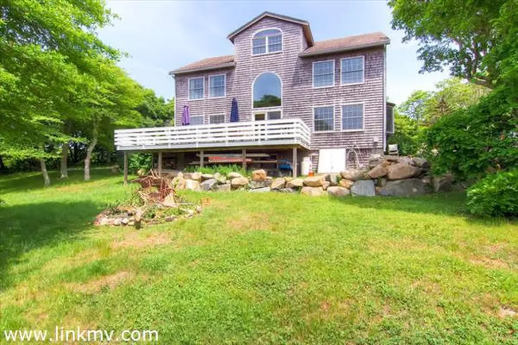 1183 State Road Aquinnah MA 02535