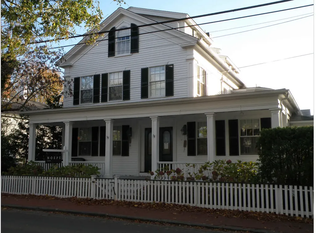104 Main Street Edgartown MA 02539