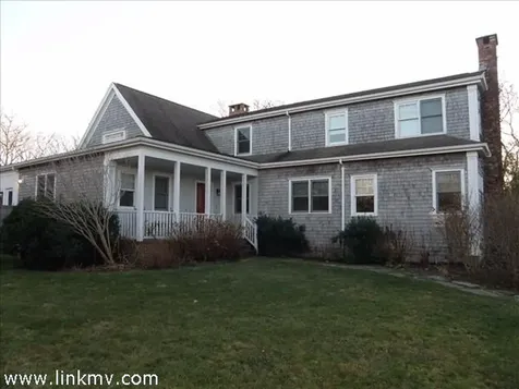 8 Fishermans Knot Road Edgartown MA 02539