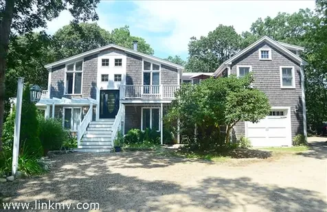 82 Old Coach Road West Tisbury MA 02575