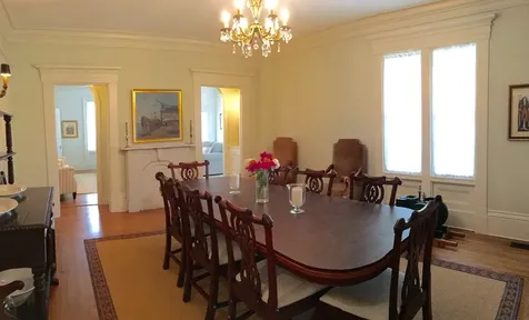 108 William Street Vineyard Haven MA 02568