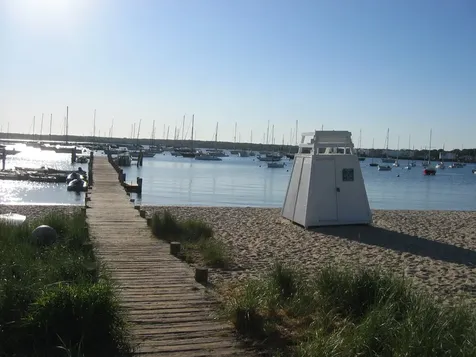 108 William Street Vineyard Haven MA 02568