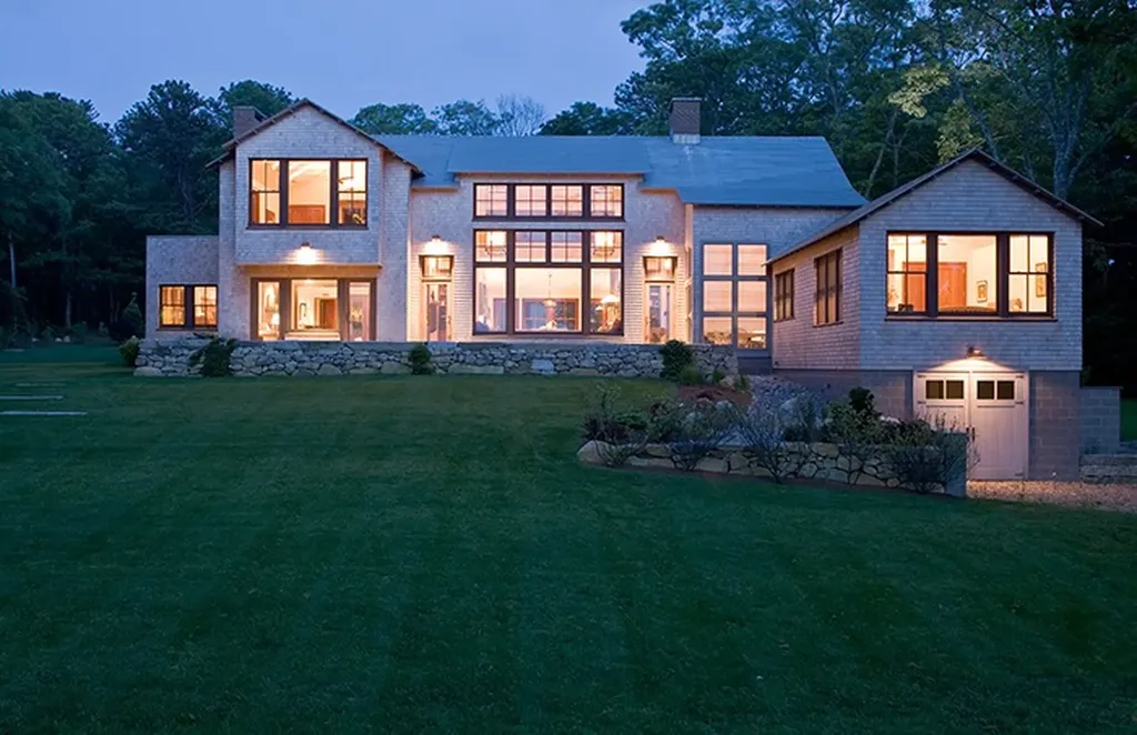 122 Kuffies Point Way Vineyard Haven MA 02568
