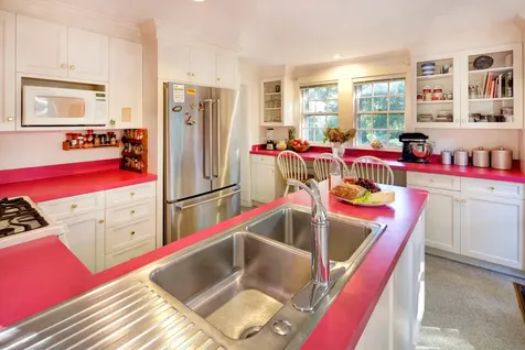111 Main Street Vineyard Haven MA 02568