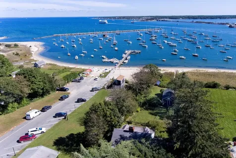 111 Main Street Vineyard Haven MA 02568