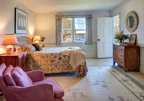 111 Main Street Vineyard Haven MA 02568