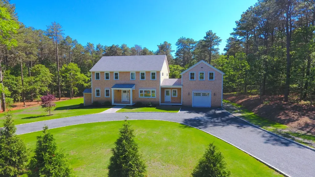 3 Sengekontacket Road Oak Bluffs MA 02557
