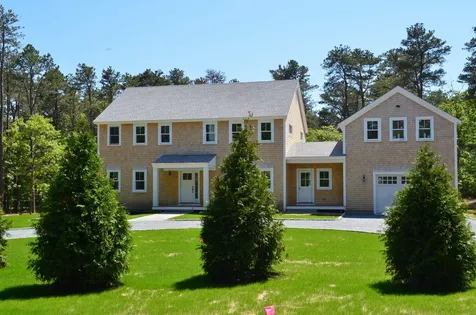 3 Sengekontacket Road Oak Bluffs MA 02557