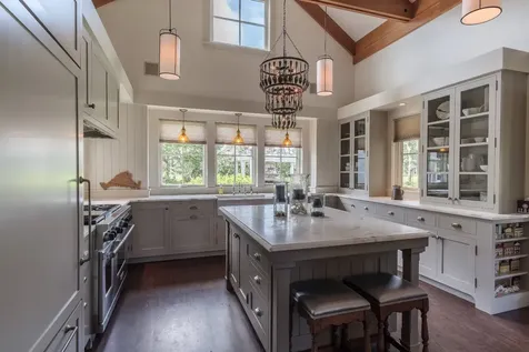 9 Mill Hill Farms Road Edgartown MA 02539