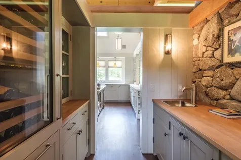 9 Mill Hill Farms Road Edgartown MA 02539