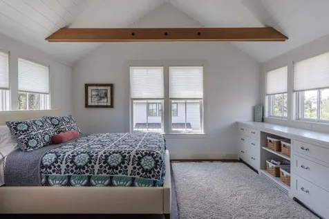 9 Mill Hill Farms Road Edgartown MA 02539