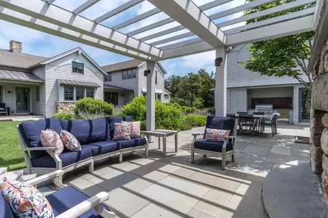 9 Mill Hill Farms Road Edgartown MA 02539