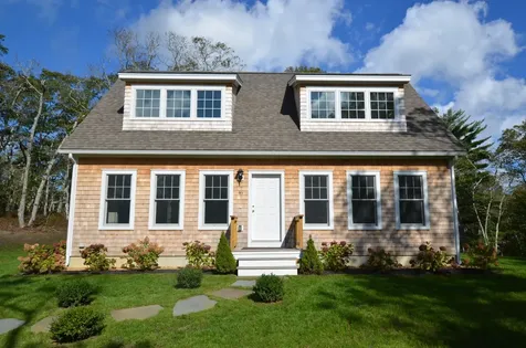 46 Border Road Vineyard Haven MA 02568