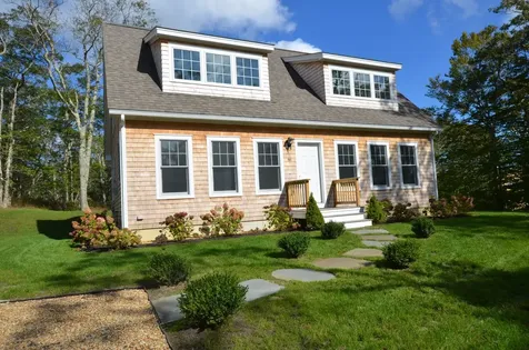 46 Border Road Vineyard Haven MA 02568
