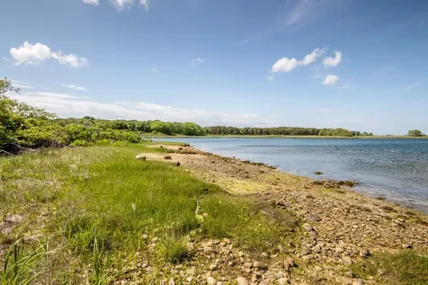 15 Moffett Way Edgartown MA 02539