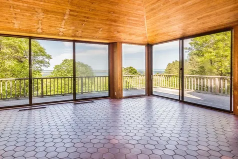 15 Moffett Way Edgartown MA 02539