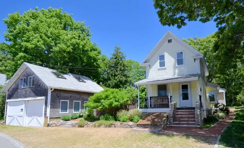 5 Laurel Avenue Oak Bluffs MA 02557