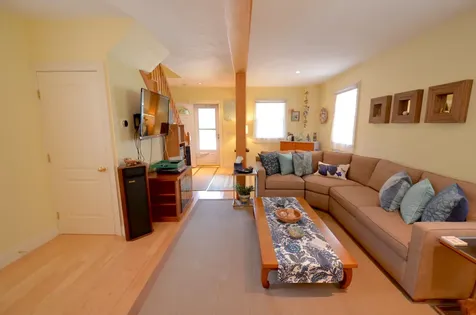 5 Laurel Avenue Oak Bluffs MA 02557