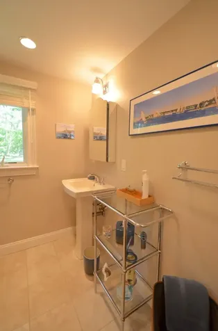 5 Laurel Avenue Oak Bluffs MA 02557