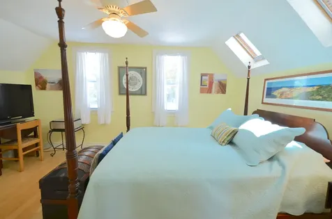 5 Laurel Avenue Oak Bluffs MA 02557