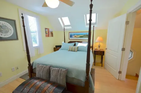 5 Laurel Avenue Oak Bluffs MA 02557