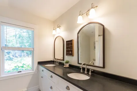 12 Fairway Drive Oak Bluffs MA 02557
