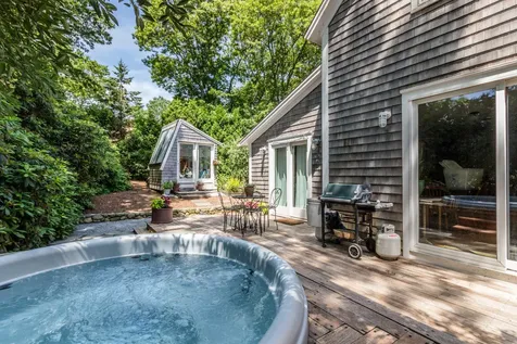 12 Fairway Drive Oak Bluffs MA 02557