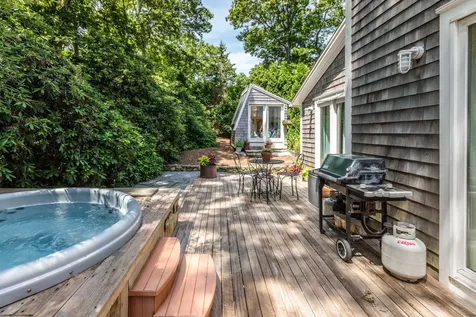 12 Fairway Drive Oak Bluffs MA 02557