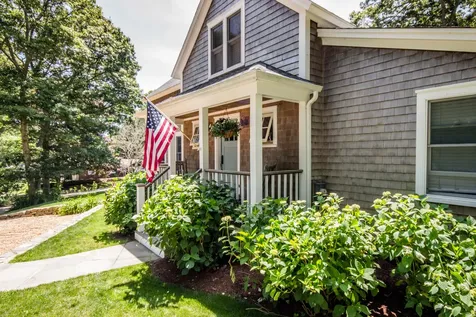 12 Fairway Drive Oak Bluffs MA 02557