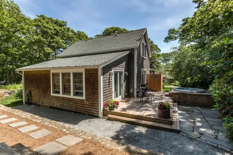 12 Fairway Drive Oak Bluffs MA 02557