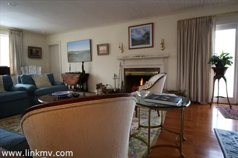 40 Peases Point Way Edgartown MA 02539