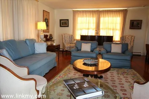 40 Peases Point Way Edgartown MA 02539