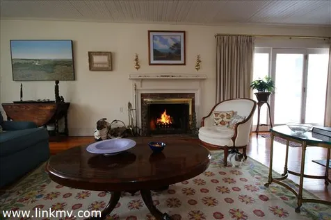 40 Peases Point Way Edgartown MA 02539