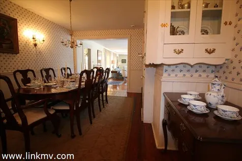 40 Peases Point Way Edgartown MA 02539