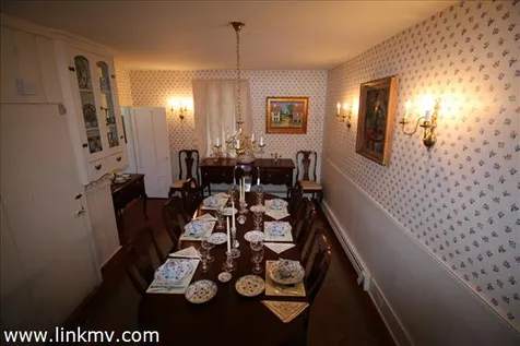 40 Peases Point Way Edgartown MA 02539