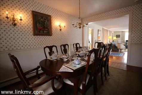 40 Peases Point Way Edgartown MA 02539