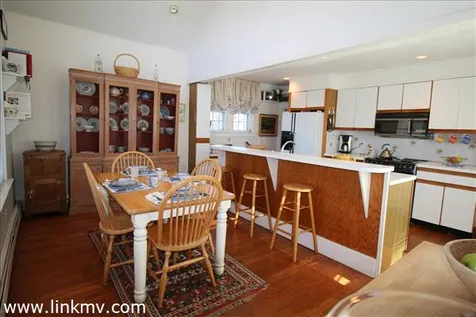 40 Peases Point Way Edgartown MA 02539
