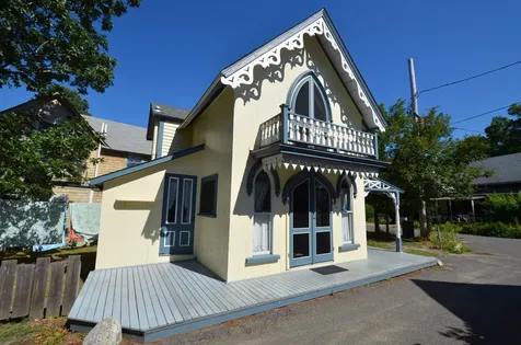 24 Butler Avenue Oak Bluffs MA 02557