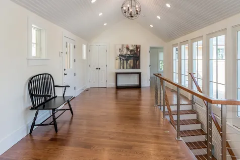 40 Cronig Avenue Vineyard Haven MA 02568