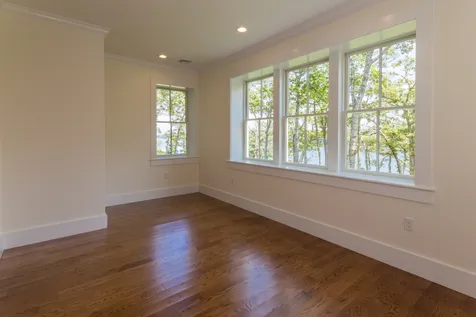 40 Cronig Avenue Vineyard Haven MA 02568