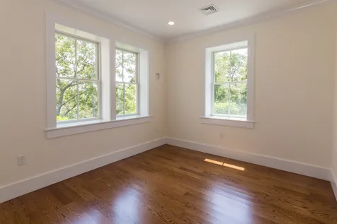 40 Cronig Avenue Vineyard Haven MA 02568
