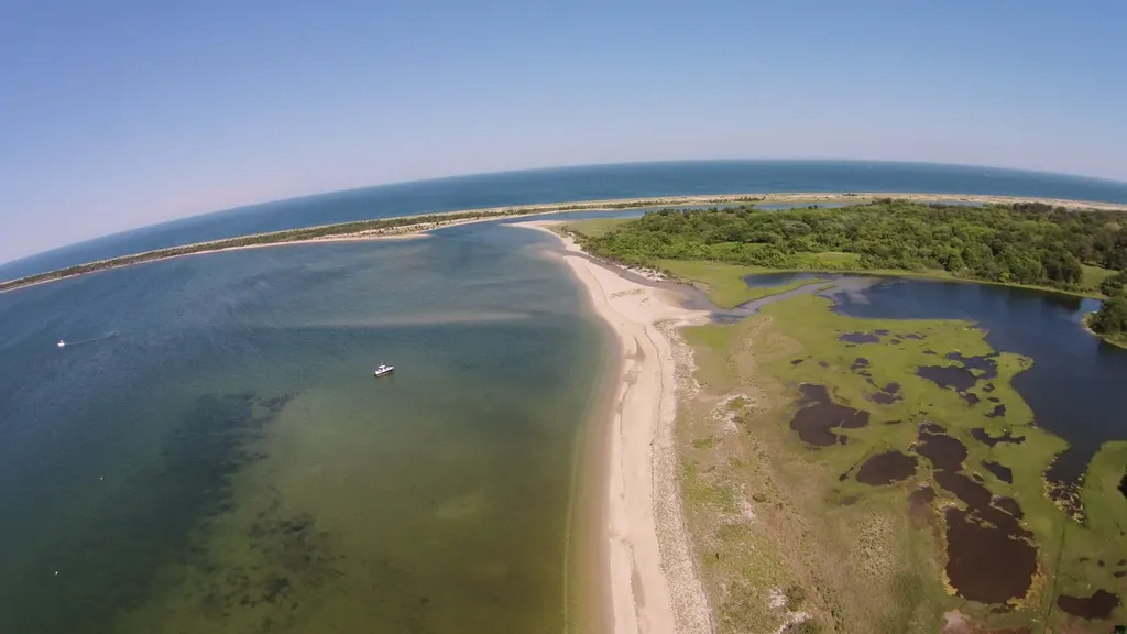 14 Toms Neck Farm Way Edgartown MA 02539