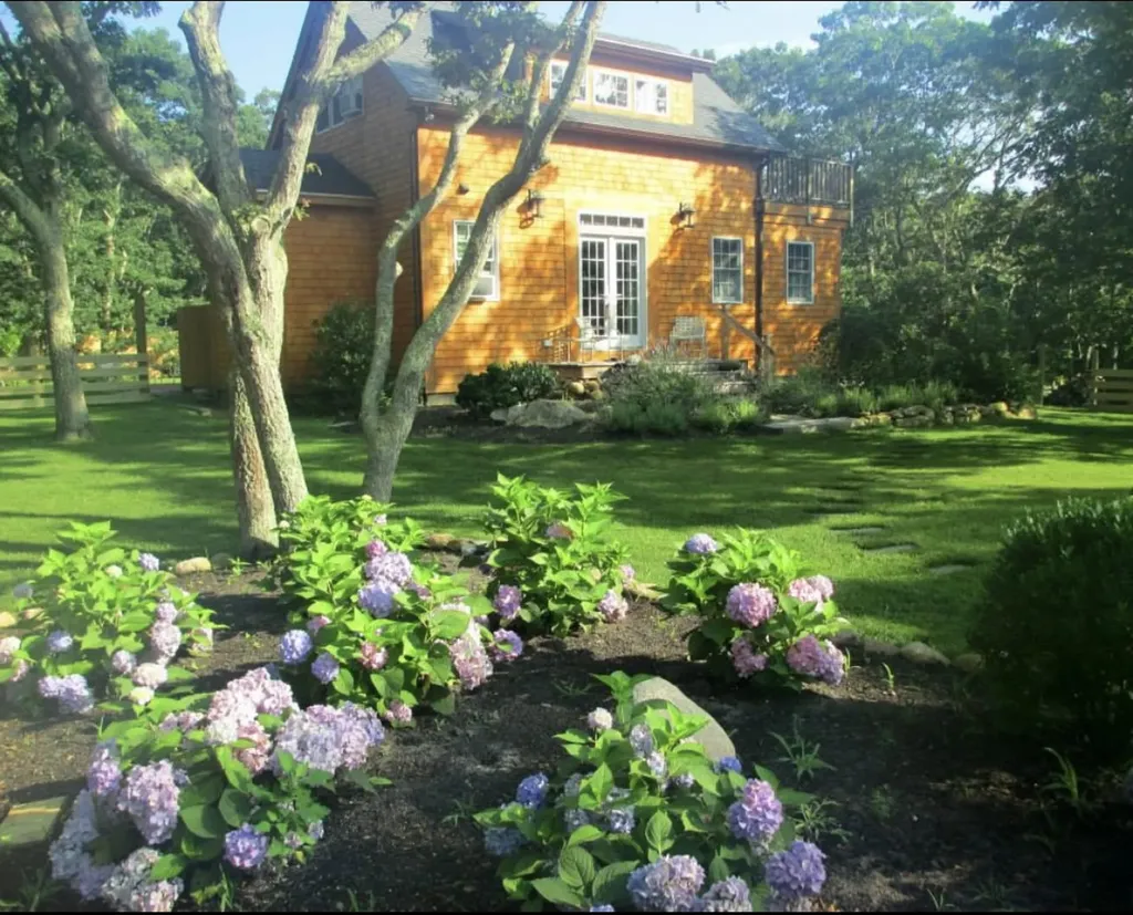 5 Thirteenth Street South Edgartown MA 02539