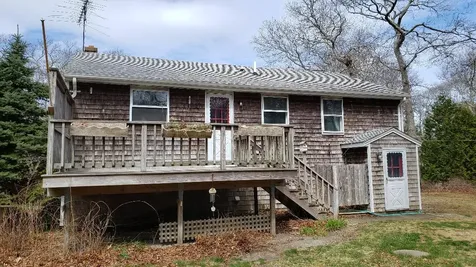 69 Bernard Circle Vineyard Haven MA 02568