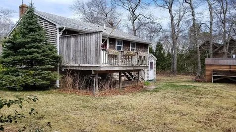 69 Bernard Circle Vineyard Haven MA 02568