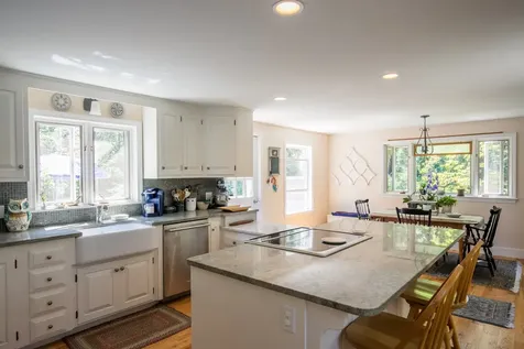 40 Blueberry Ridge Lane Chilmark MA 02535