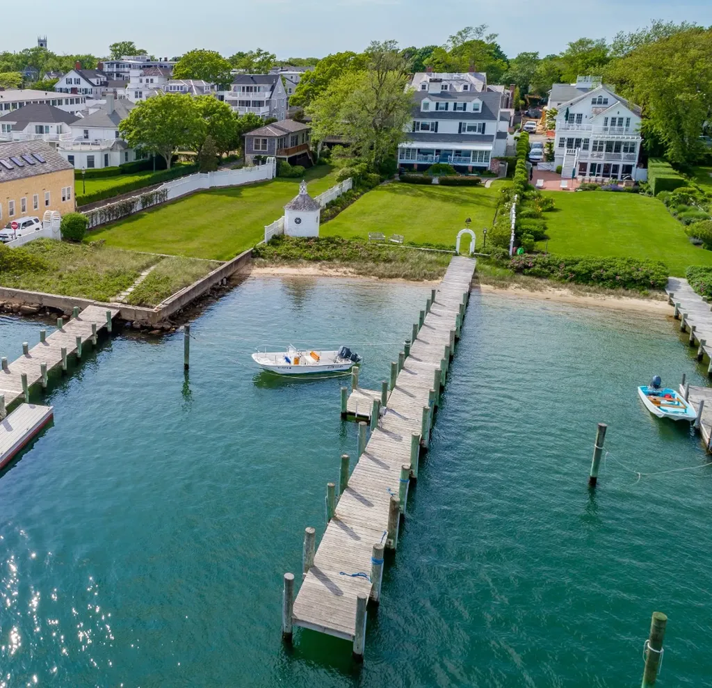 61 North Water Street Edgartown MA 02539