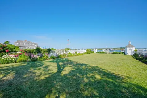 61 North Water Street Edgartown MA 02539