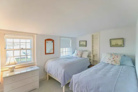 61 North Water Street Edgartown MA 02539