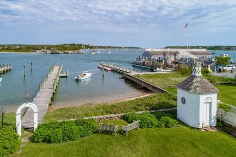 61 North Water Street Edgartown MA 02539